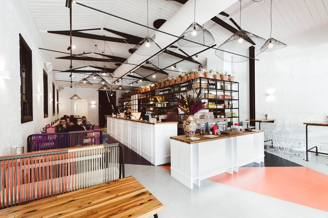 Fonda Windsor / Techne Architecture + Interior Design - Showroom, Beam, Handrail, Table, Bench