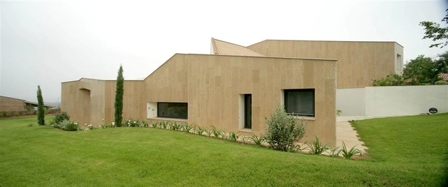 CASELLES / MIAS Architects - Casas