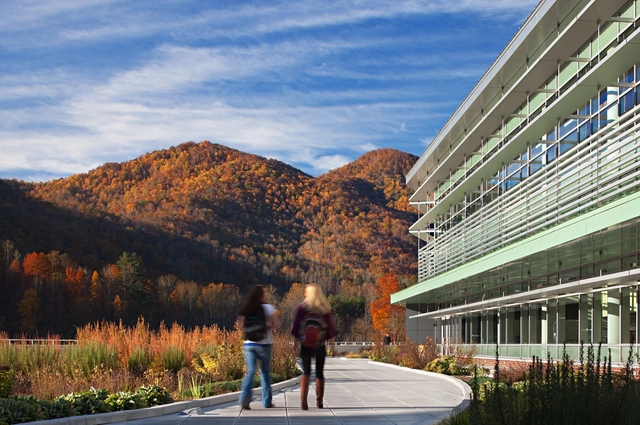 Health and Human Sciences / Clark Nexsen - Other Facilities, Garden, Facade