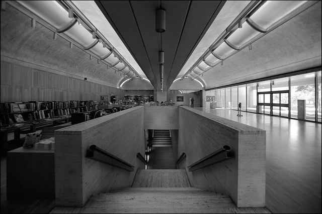 Clássicos da Arquitetura: Museu de Arte Kimbell / Louis Kahn - Museus E Espaços De Exposições