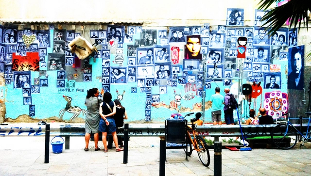 #Encaja_dos: Uma galeria de arte efêmera em uma esquina de Barcelona  - Imagem de Destaque