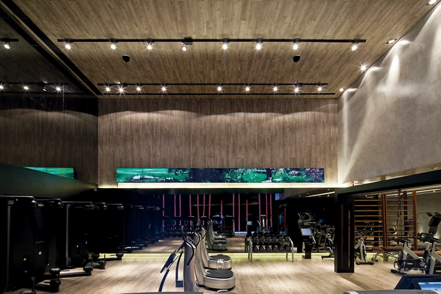 Academia FIT2YOU / Basiches Arquitetos Associados - Academia De Ginástica, Fachada, Iluminação