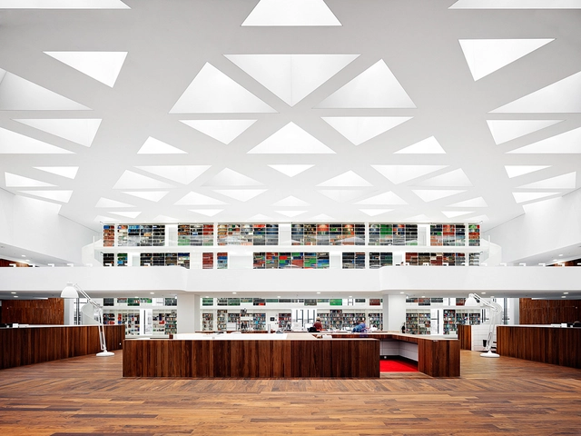 Educational Center Erasmus University Medical Center / KAAN Architecten - University, Facade, Stairs, Chair