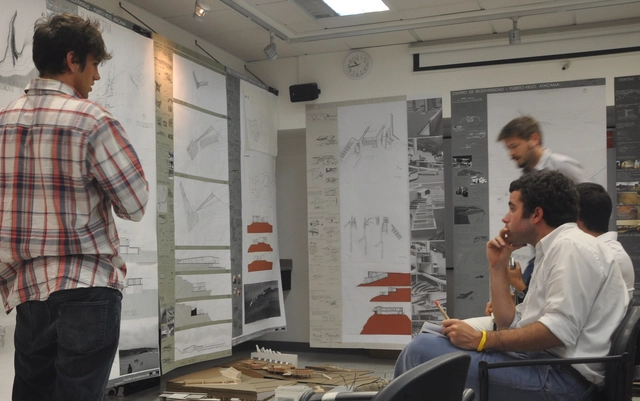Aumentan los sueldos de arquitectos en Chile en 2013, pero aún muy alejados de las carreras mejor pagadas - Arquitectura Educacional