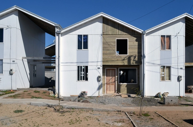ELEMENTAL y su tipología de vivienda “A medio terminar”: un éxito en toda situación - Imagen Principal