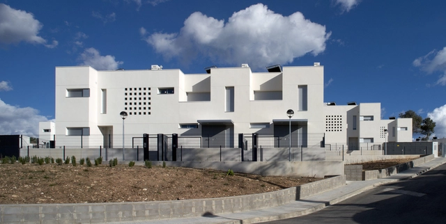52 Viviendas Sociales en Tarragona  / aguilera|guerrero architects - Vivienda Social, Fachada
