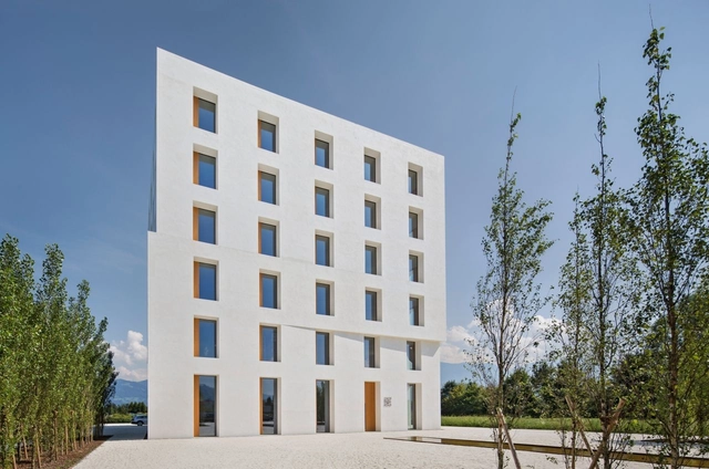 2226 / be baumschlager eberle - Edificio De Oficinas