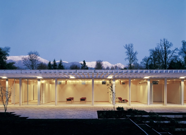 Casa Patio / Undurraga Devés Arquitectos - Casas