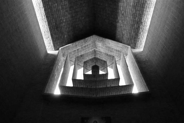 Clásicos de Arquitectura: Iglesia San Pedro / Eladio Dieste - Iglesia, Pilares
