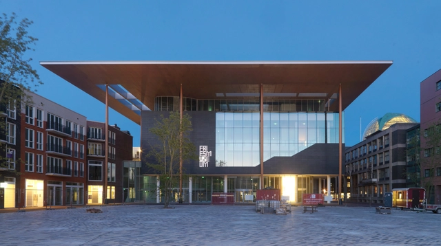 Museo Fries / Bierman Henket architecten - Museo
