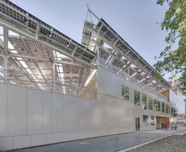 Escuela Zero Energía / Mikou Design Studio - Escuelas