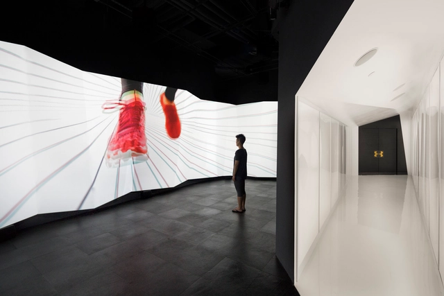 Under Armour / Marc Thorpe Design  - Arquitectura Comercial