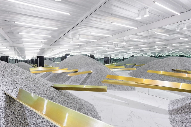 Edificio de Moda Boffo 2013 / Neiheiser & Valle  - Retail
