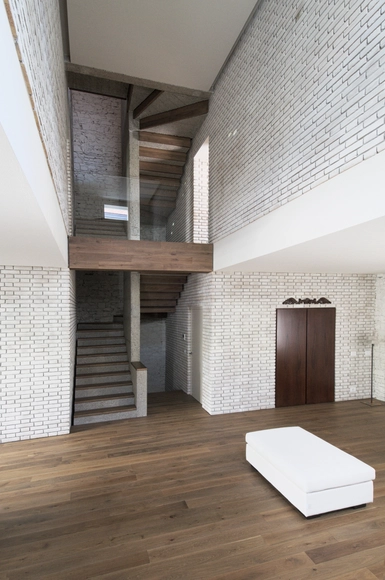 G House / Lorenzo Guzzini - Houses, Bedroom, Facade, Handrail