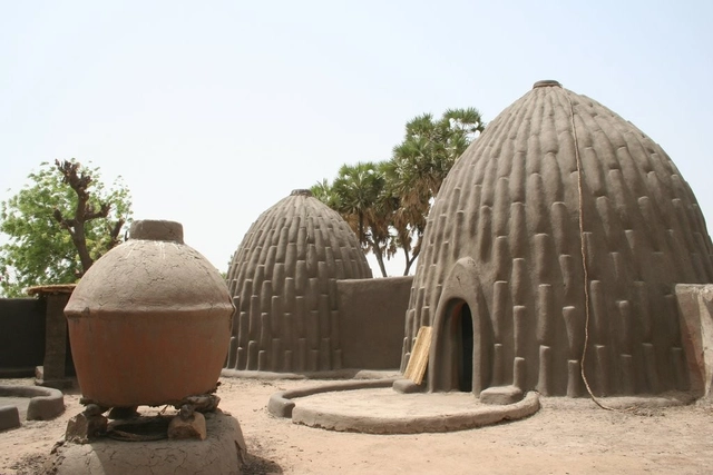 Arquitectura Vernácula: Viviendas Musgum en Camerún  - Imagen Principal