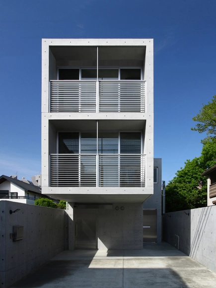 Vivienda en Minamikarasuyama  / atelier HAKO architects       - Casas