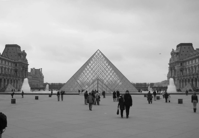 Clásicos de Arquitectura: Museo del Louvre / I.M. Pei - Museo