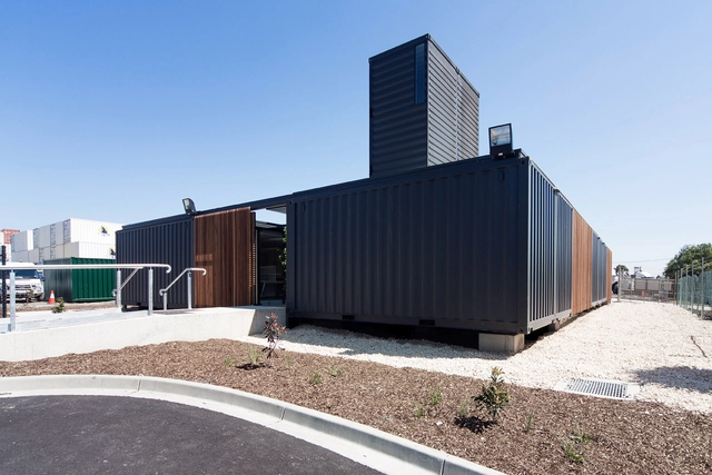 Royal Wolf  / Room11 - Arquitectura De Oficinas