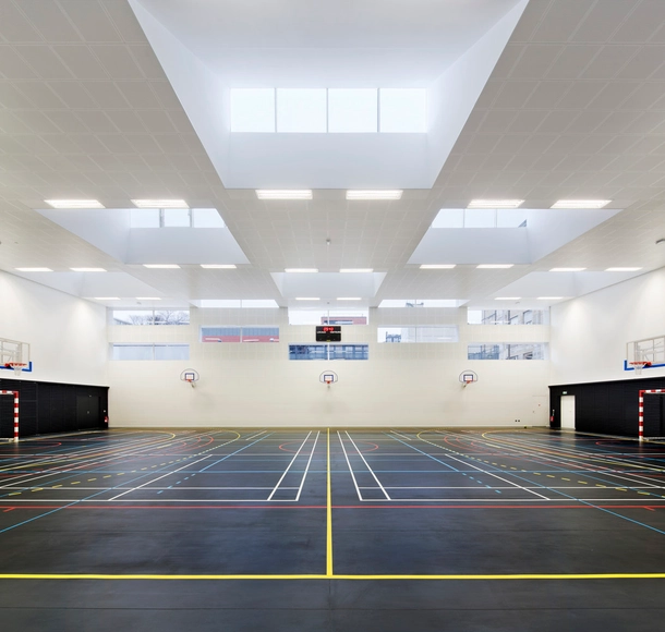 Gimnasio Marie Paradis / Explorations Architecture, Igrec Ingénierie - Gimnasio