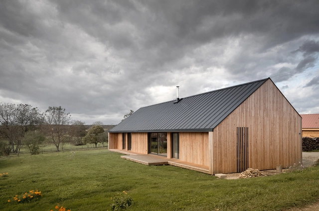 Maison Simon / Mathieu Noël & Élodie Bonnefous architectes - Casas