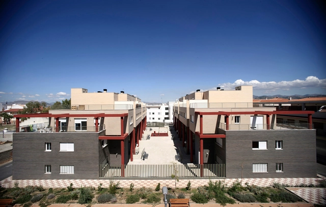 UE-8 Churriana / Luis Llopis  - Arquitectura De Oficinas, Fachada, Escaleras