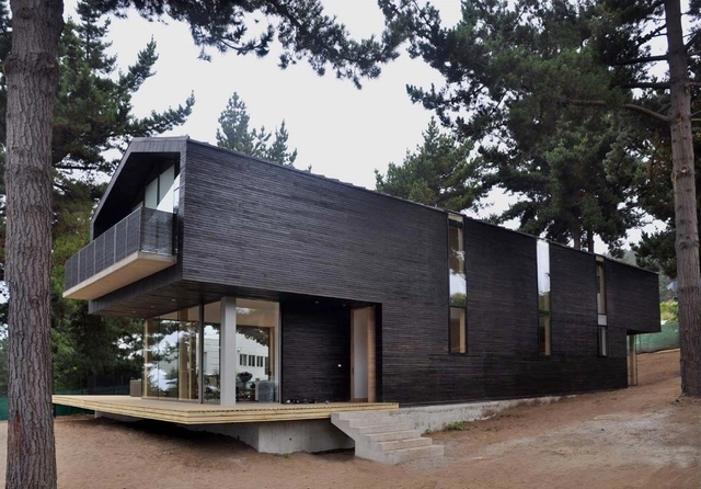 Residencia en Cantagua / Raimundo Anguita  - Casas
