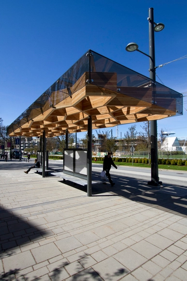 Albergues de Tránsito de la Universidad Boulevard  / PUBLIC Architecture + Communication   - Estación De Buses