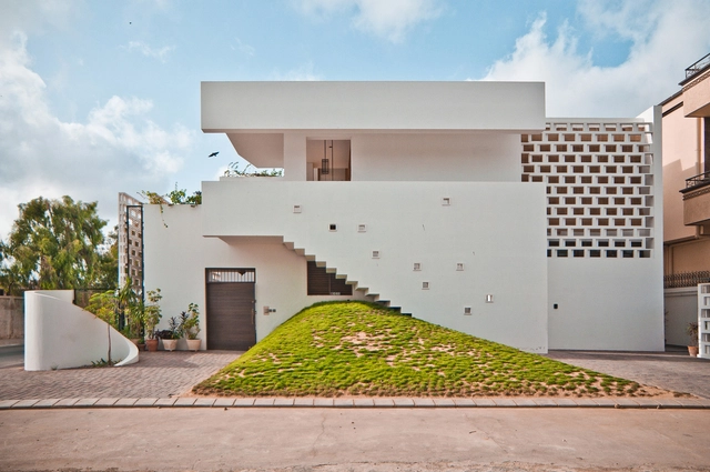 Residencia Kapadia / Coalesce Design Studio - Casas