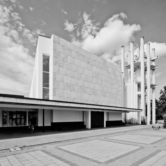Clásicos de Arquitectura: Stephanuskirche / Alvar Aalto - Iglesia