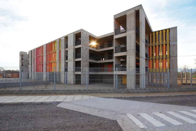 Colegio San Andres 2 / Gubbins Arquitectos - Escuelas