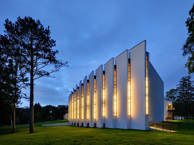 Iglesia Presbiteriana de Corea / Arcari + Iovino Architects - Templo