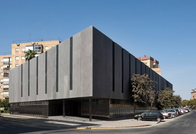 Centro de Salud Alamillo / Suárez Corchete - Centro De Salud, Fachada