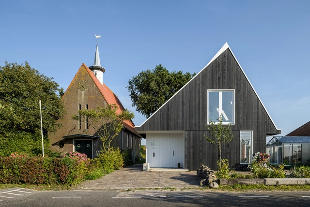 Vivienda en Uitdam / Korteknie Stuhlmacher Architecten - Casas