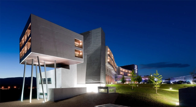 Hotel Casino de Chaves  / RDLM Arquitectos Associados - Casino
