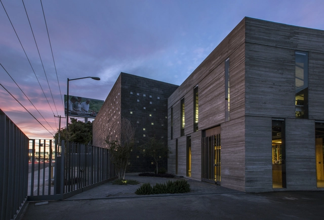 Armazém Tesistan / COA arquitectura + Estudio Macias Peredo - Interiores De Escritórios