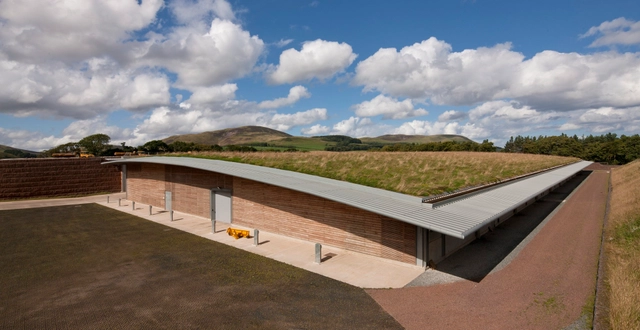 Edinburgh Drinking Water / BDP - Factory, Garden, Facade