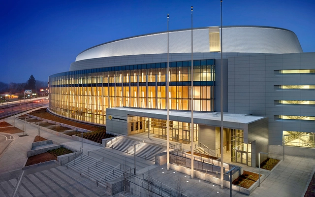 Matthew Knight Arena / TVA Architects - Universidad