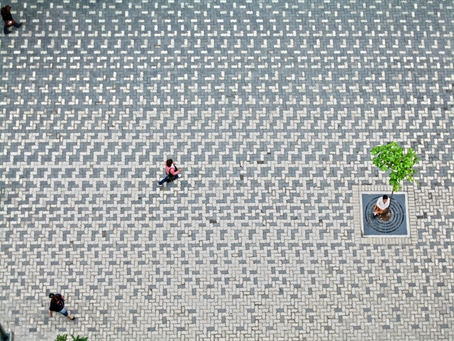En Detalle: Pavimento y Drenaje del Bulevar Sabana Grande en Caracas, Venezuela - Urbanismo