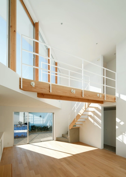 House in Utsunomiya2 / Soeda and associates Architects - Houses, Stairs, Facade, Handrail, Beam