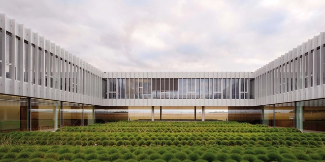 BOBST Headquarters / RDR Architectes - Institutional Buildings