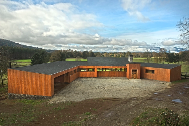 Casa Pique & Serrano / Matías Silva Aldunate - Casas, Jardín, Fachada