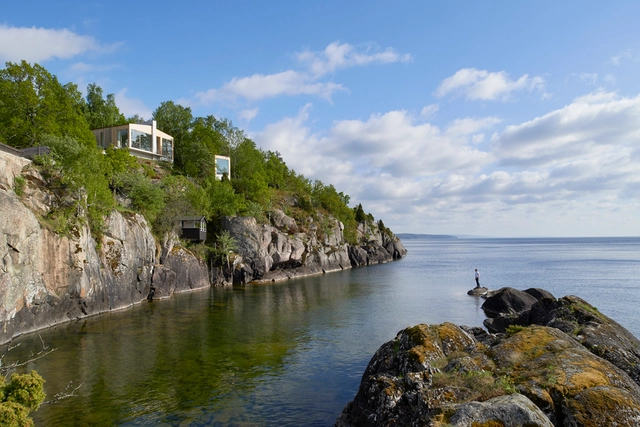 Stupet, refugio mediante una escalera / Petra Gipp Arkitektur - Casas