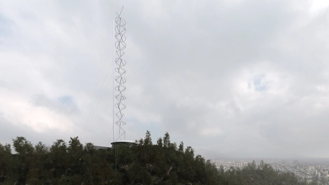 Primer Lugar Concurso Torre Antena Santiago: Smiljan Radic + Gabriela Medrano + Ricardo Serpell - Espacio Público
