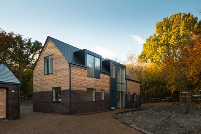 Malthouse / Inside Out Architecture - Casas