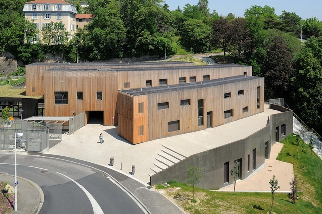 Sticky Fingers / Rue Royale Architectes - Cultural Center