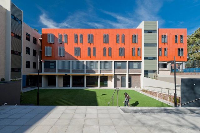 Robert Menzies College Student Accommodation  / Allen Jack+Cottier Architects - Student Hall, Facade