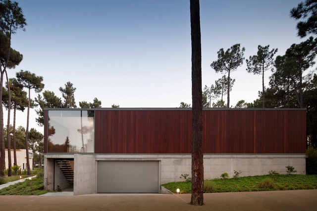 Casa Aroeira III / ColectivArquitectura - Casas, Fachada, Porta, Iluminação