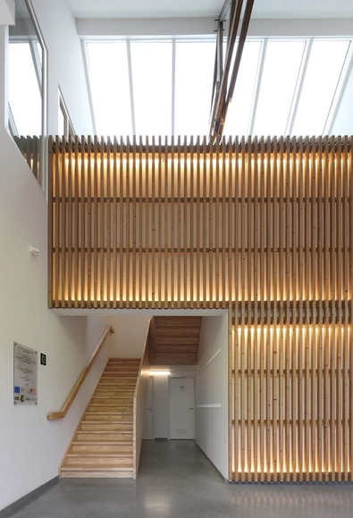 Woesten Community Center  / Atelier Tom Vanhee - Renovation, Stairs, Facade, Handrail