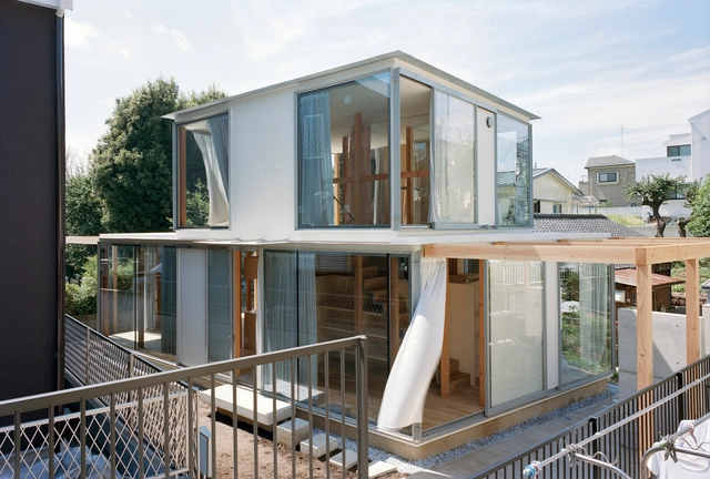 Double circular rings in Todoroki / FUJIWALABO / Teppei Fujiwara Architects Labo - Houses, Deck, Fence, Facade, Handrail, Balcony