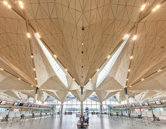Aeropuerto Internacional de Pulkovo / Grimshaw Architects + Ramboll + Pascall+Watson - Aeropuerto